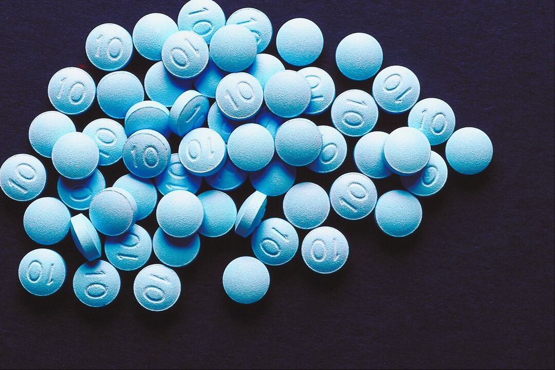 Las pastillas son una forma común de medicamento para tratar la disfunción eréctil. 